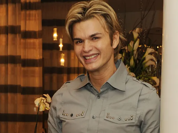 โSilence in Hollywood: The Man Behind the Stars Has Died Suddenly at 55โ 🕊️