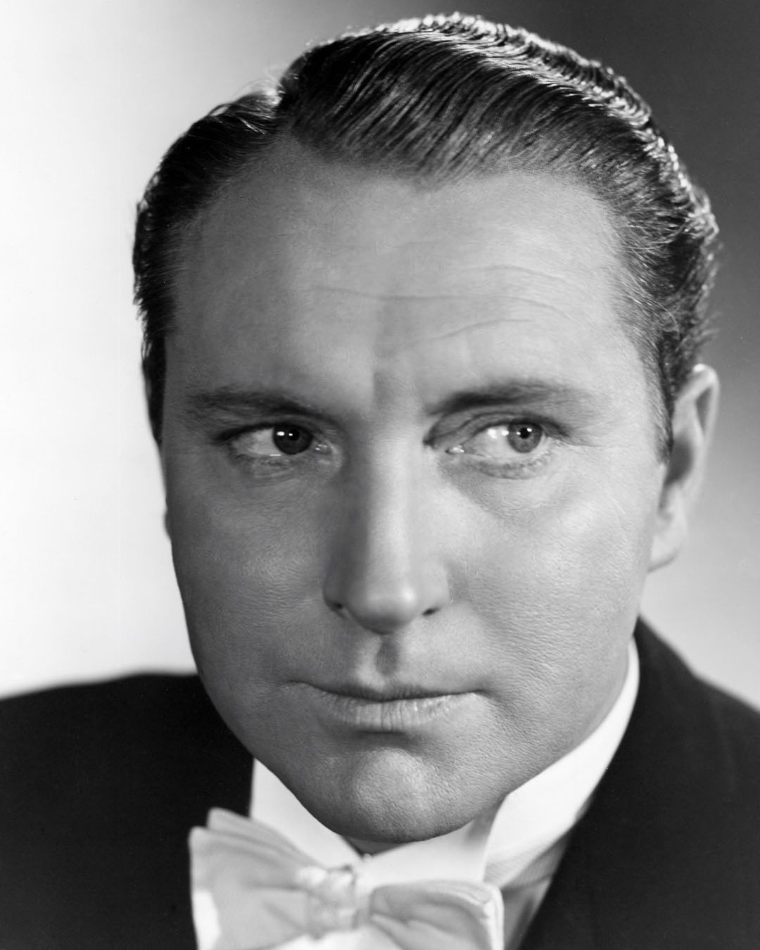 A Beloved Veteran Actor Has Passed Away at 92