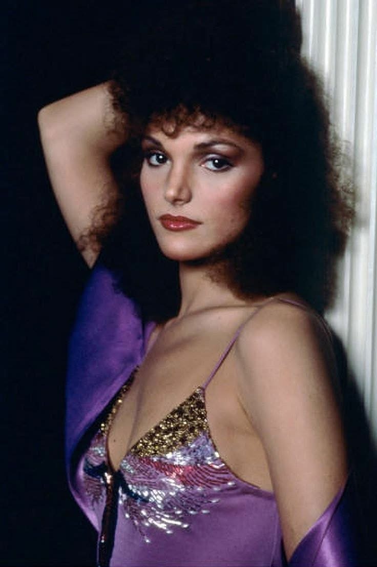 โThe Incredible Journey of Mary Elizabeth Mastrantonio: Youโll Be Shocked!โ