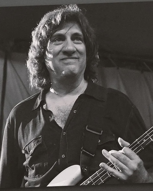 In Memoriam: One Year Ago Today, a Music Legend Passed Away โ and the Cause of His Death Still Saddens Us