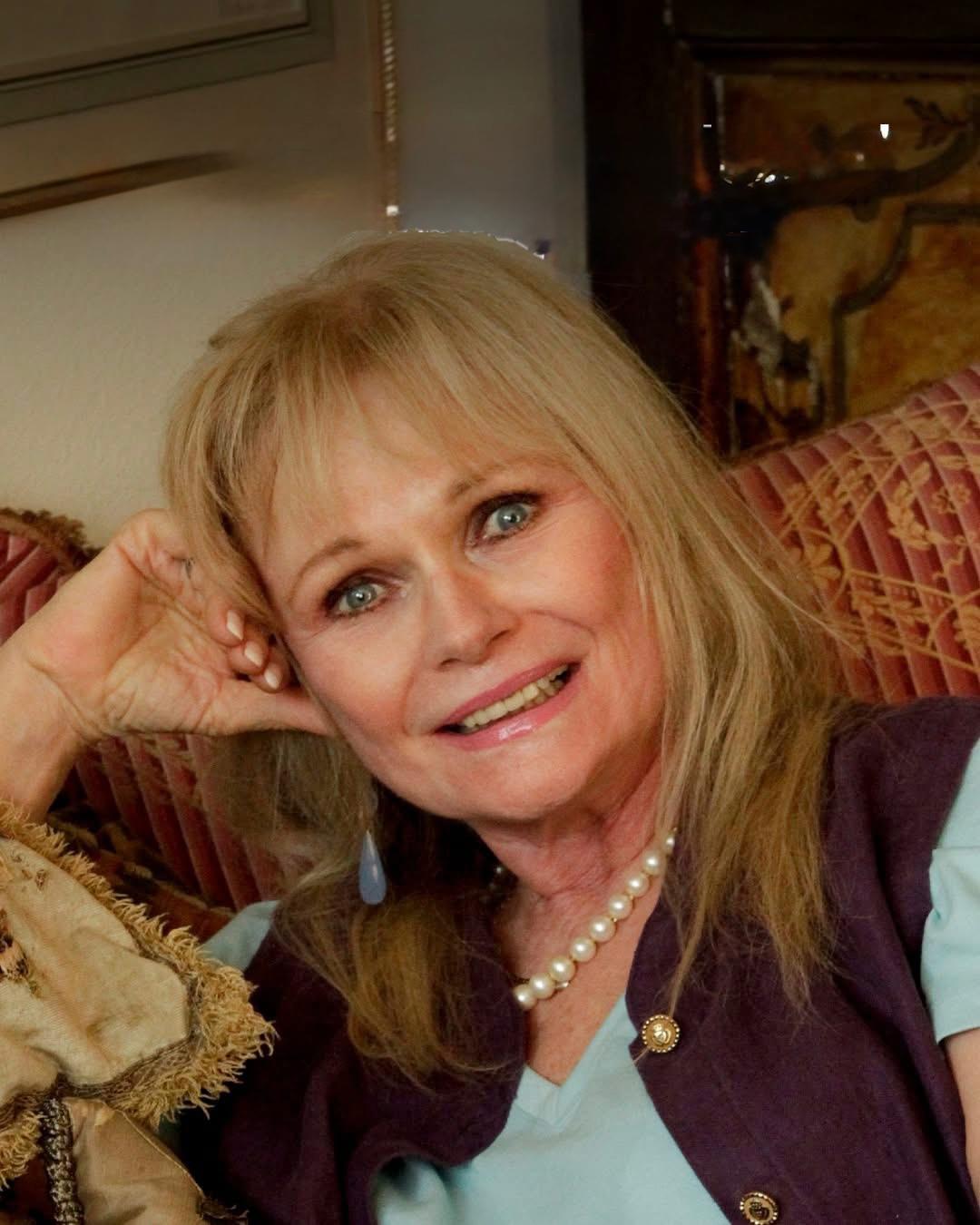 Tragedy in Hollywood: Beloved Icon Dies at 82