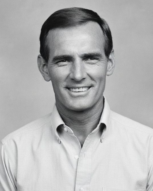 “From Farm Boy to TV Legend: The Untold Story That Shocked Everyone”