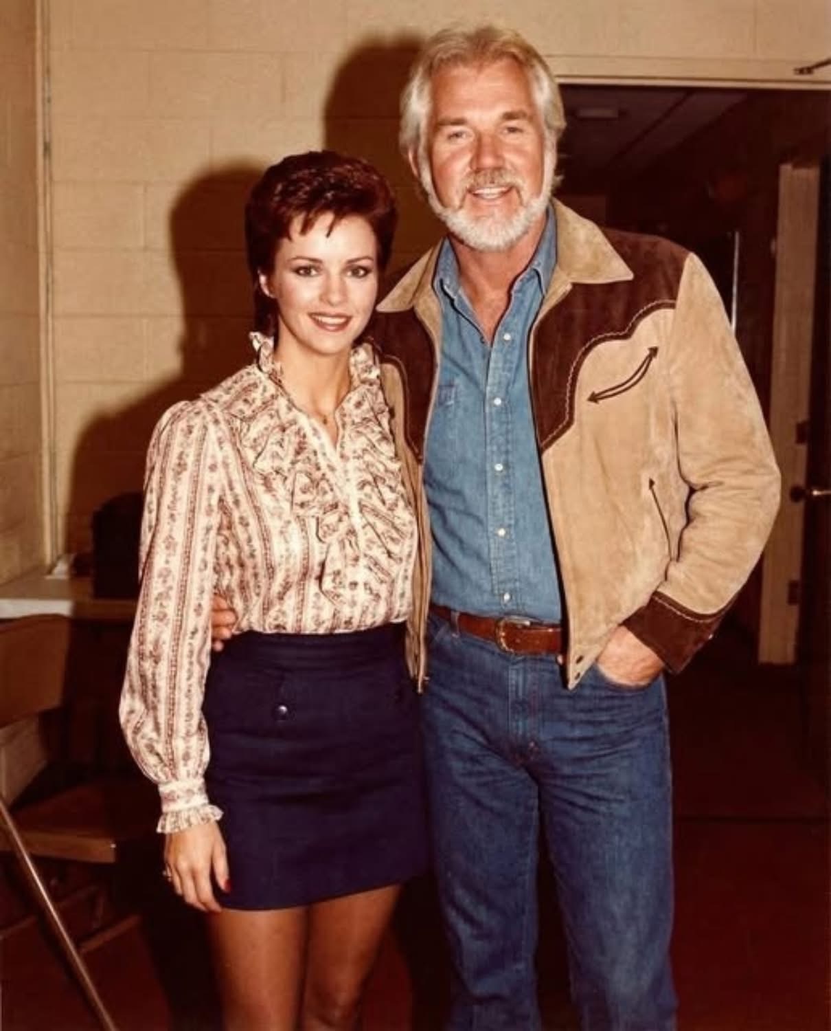 Country Music Legend Poses With His Actress Wife!: But Fans Are Focused on the Rising ’80s Pop Star Beside Them!