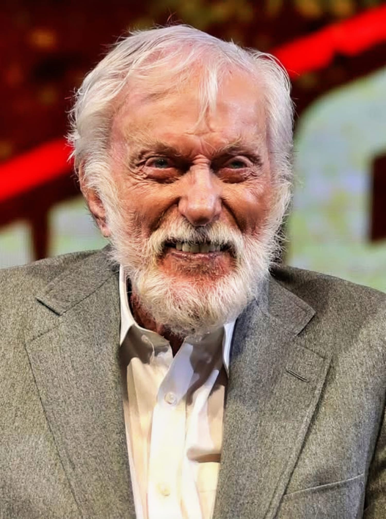 Legendary Star Spotted at Nearly 100: But Can You Recognize Him?