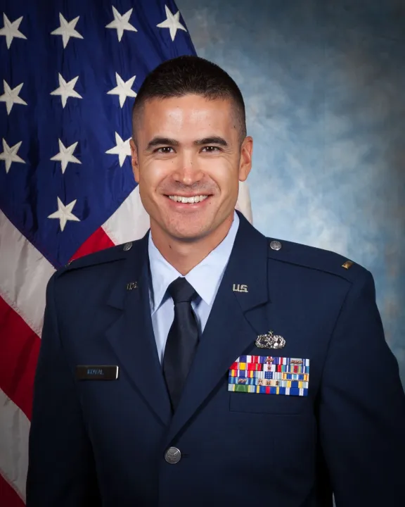 “Devastating and Heartbreaking: U.S. Air Force Captain Seth R. Koval, a Dedicated Officer and Patriot, Lost His Life in a Tragic KC‑135 Crash Over Iraq
