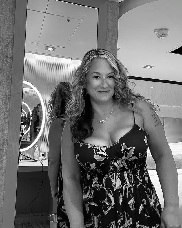 Heartbreaking Loss in the Social Media World: TikTok Star Passes Away at Just 47, Leaving Fans and Creators in Shock