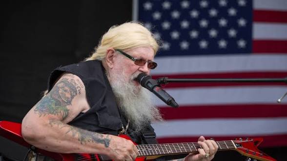 Heartbreaking Loss: The Voice of Outlaw Country Falls Silent at 86