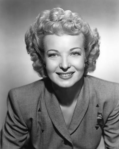 HOLLYWOOD STILL REMEMBERS HERโฆ