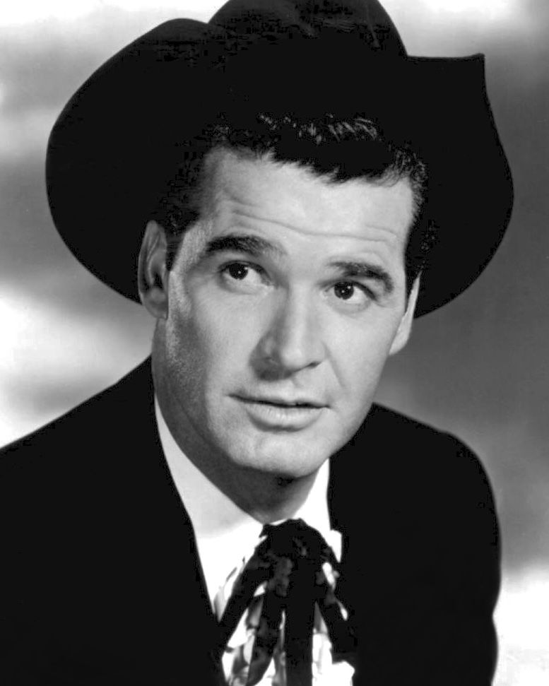 “Hidden Truths Behind a Hollywood Legend We Remember Today”