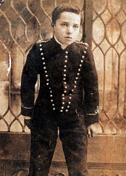 The Untold Childhood That Shaped a Cinema Icon
