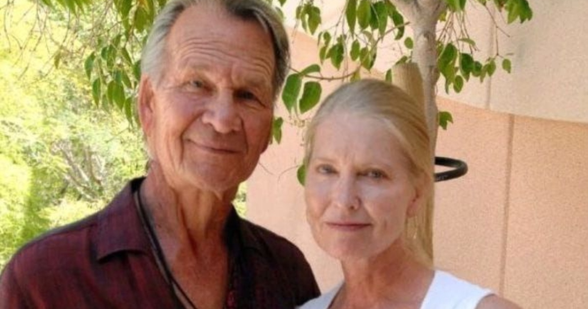 Do You Believe Your Eyes?: Rare Photo of Beloved Actor with His Wife Leaves Fans Stunned!