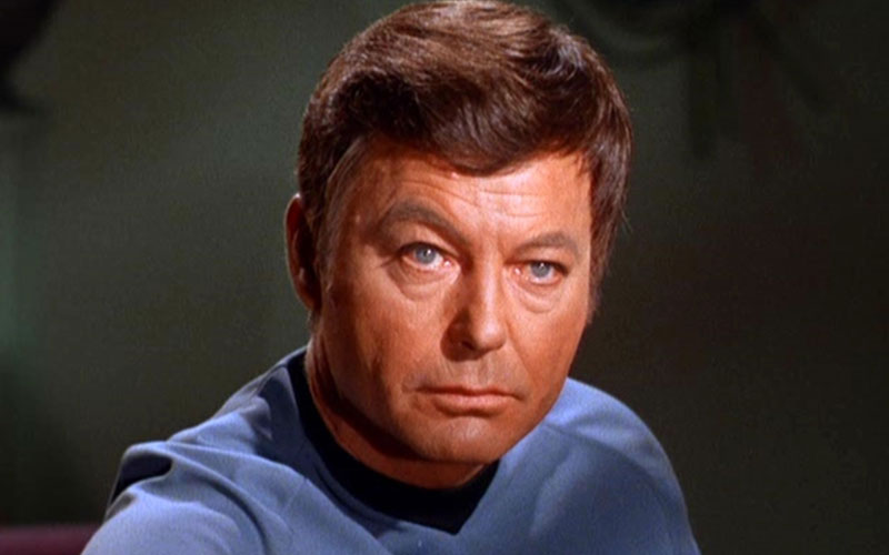 Before He Became TVโs Most Beloved Doctor, He Was a Western Gunslinger!