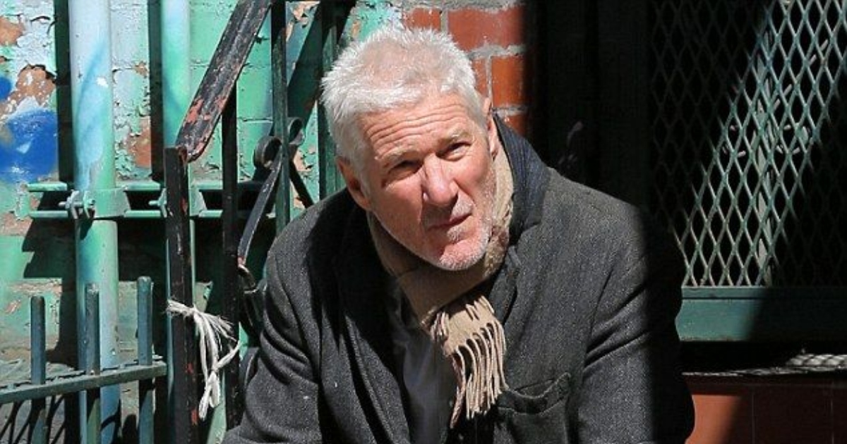 Hollywood Legend Spotted in Rare Off-Duty Moment!: Who Is He?