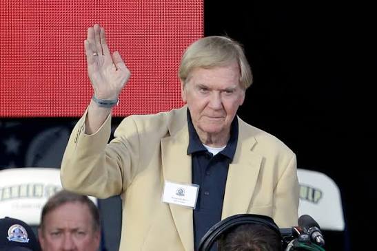 He Was a Football Legend… Now the Sports World Is Mourning a Heartbreaking Loss