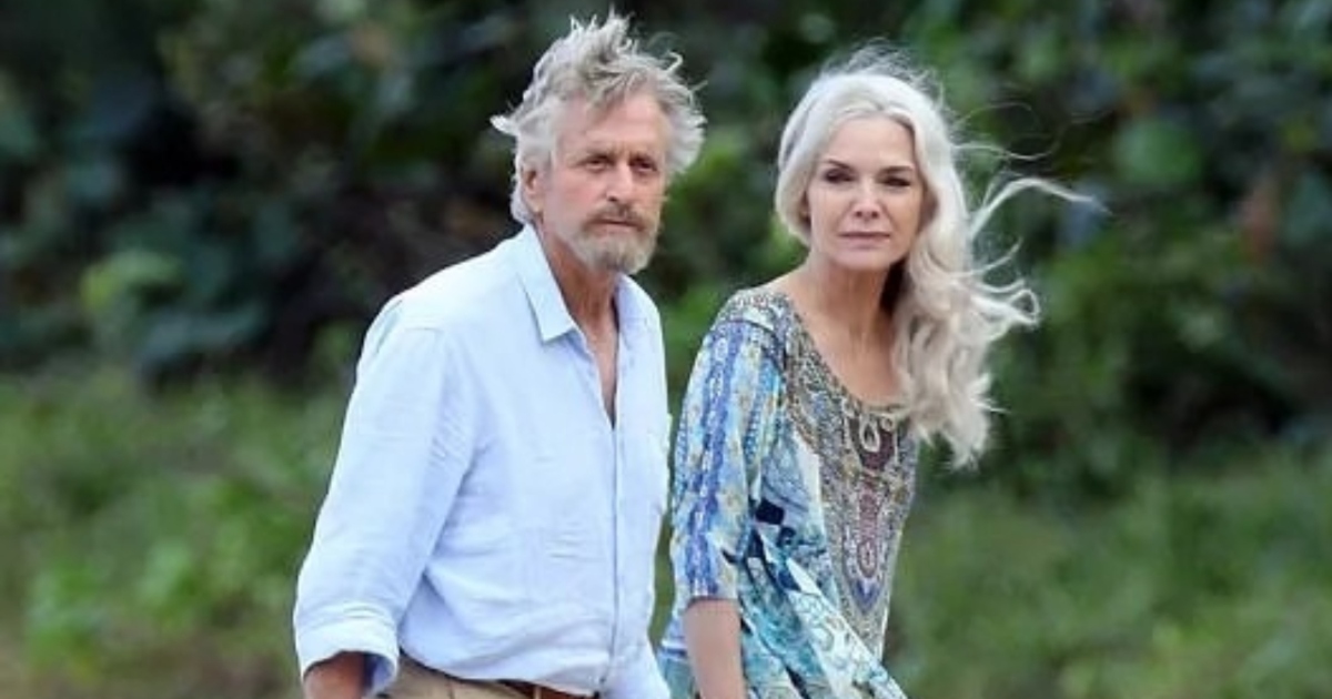 Spotted Together!: Two Hollywood Icons Caught in Rare Paparazzi Moment!