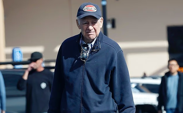80s TV star and CHiPs alum whose son is an A-list nepo baby looks unrecognizable at 84 on rare outing