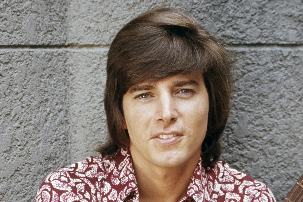 The Face That Made Millions Swoon Is Gone โ Fans Around the World Are Heartbroken