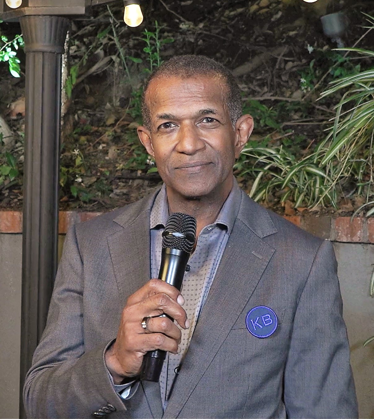Hollywood Actor From Iconic 90s TV Shows Dies at 73 After Private Battle With Brain Cancer Leaves Fans in Shock