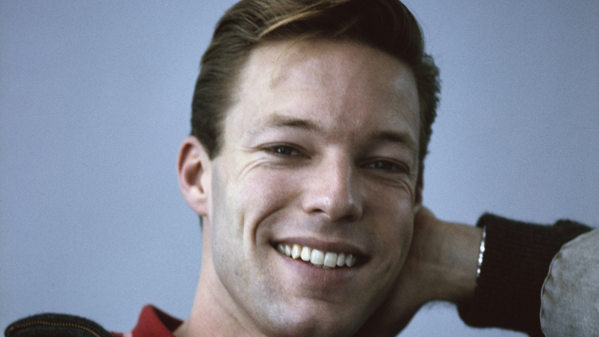 Is he still as charming and captivating as ever? This Hollywood legend once stole hearts around the world โ and even in his 90s, his enduring appeal continues to fascinate fans. Take a closer look at how the iconic Dr. Kildare star remains unforgettable decades later.