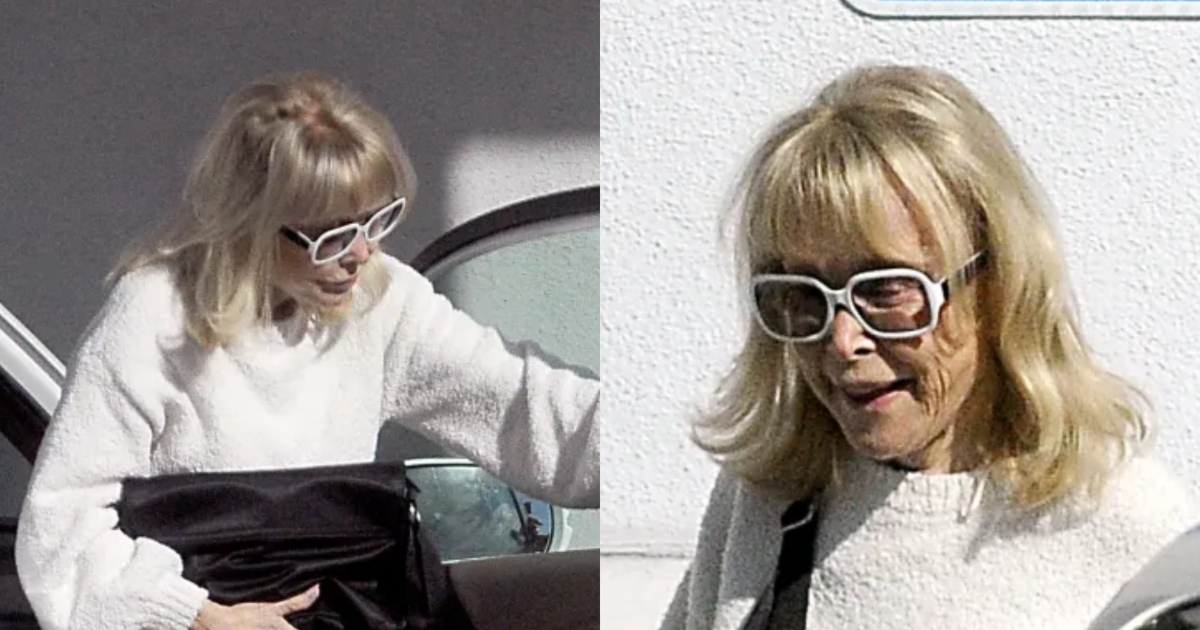 92-Year-Old Screen Legend Spotted in LAโFans Are Scared! Recognize Her?