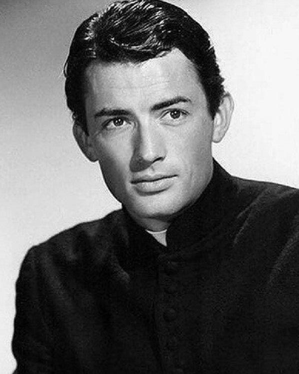 Today, We Remember a True Hollywood Legend Who Passed Away on This Date, Leaving Behind an Unforgettable Legacy