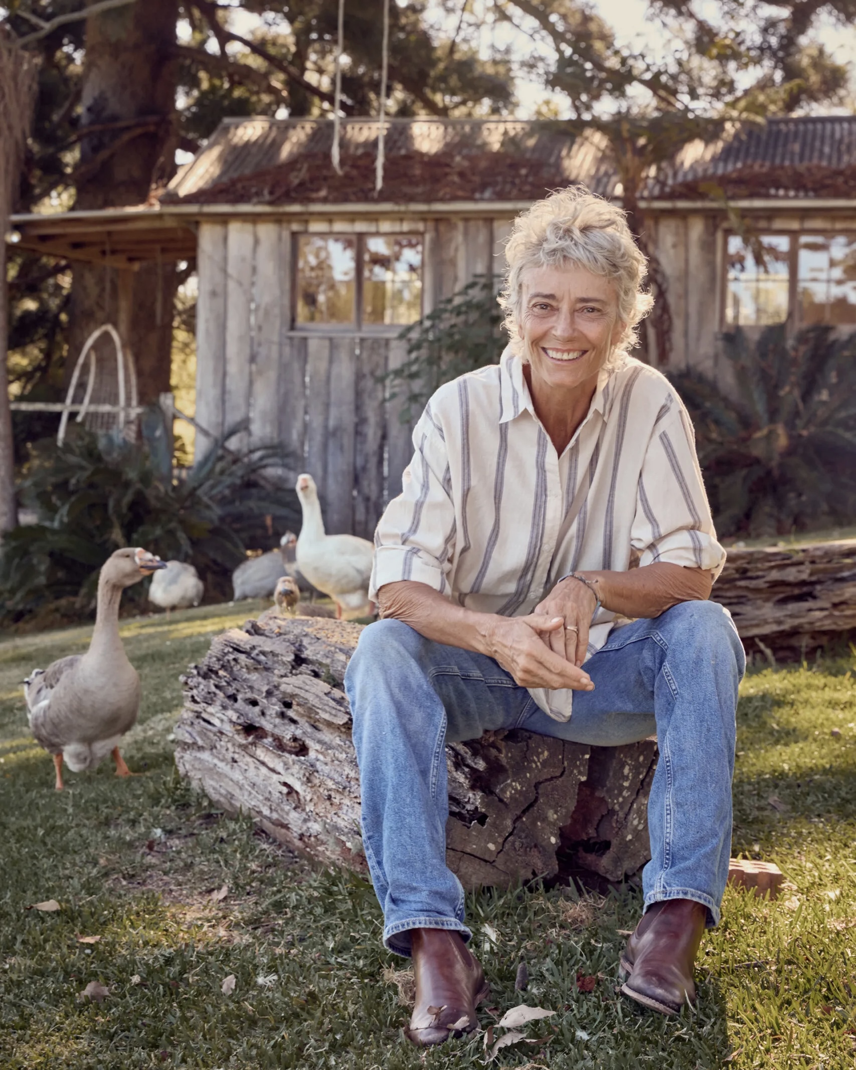 The Hollywood Star Who Left Fame Behind for a Quiet Life in the Countryside โ And Found a New Purpose There